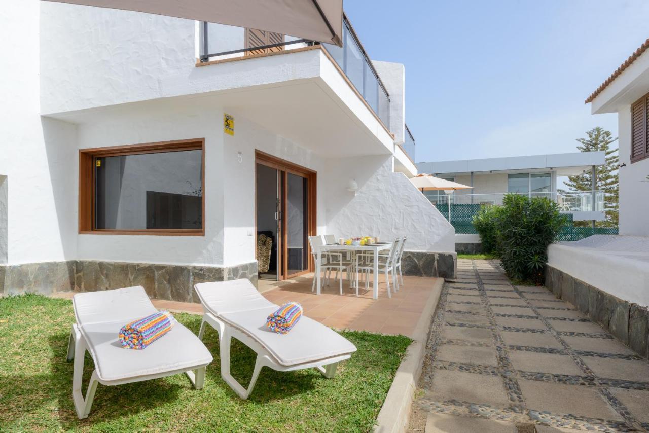 Bonito Bungalow Con Piscina Junto A La Playa San Bartolomé Zewnętrze zdjęcie