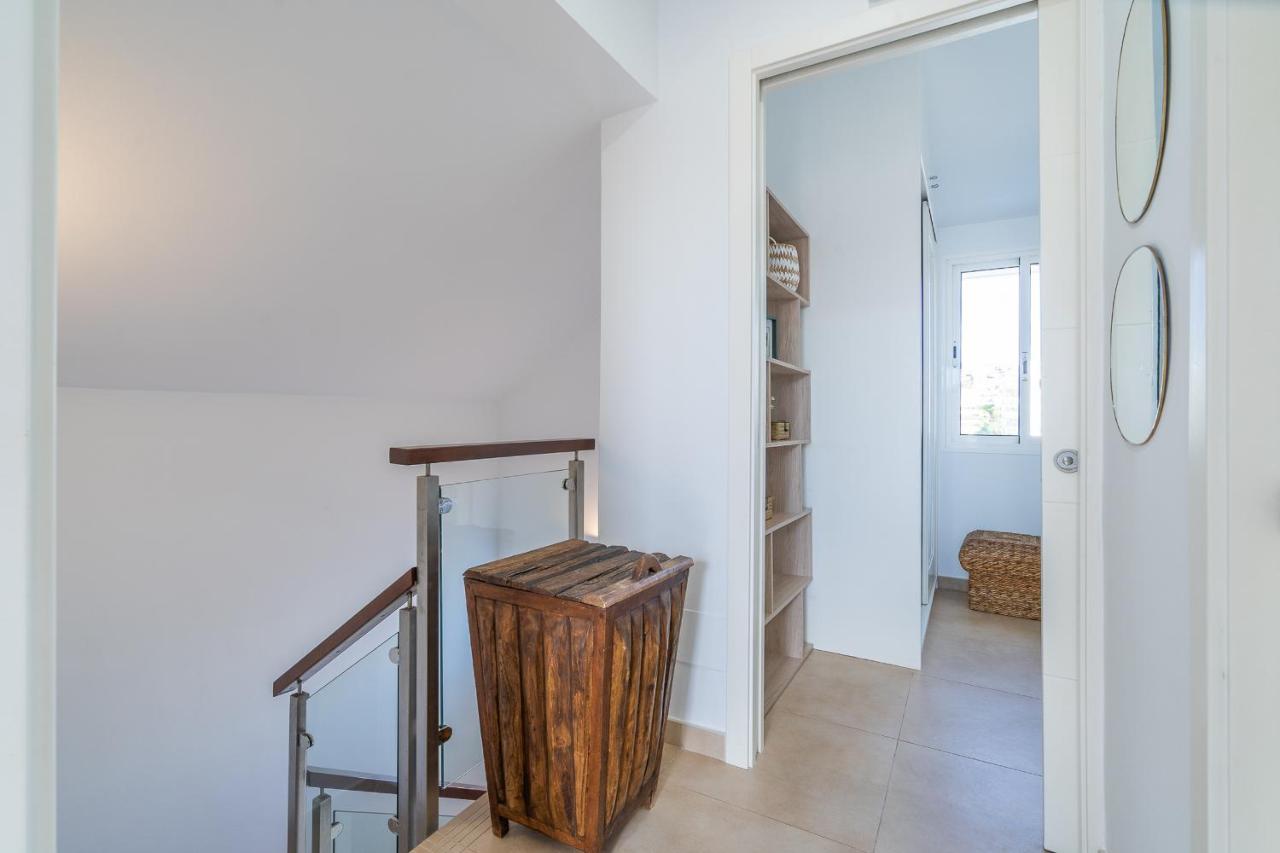 Bonito Bungalow Con Piscina Junto A La Playa San Bartolomé Zewnętrze zdjęcie